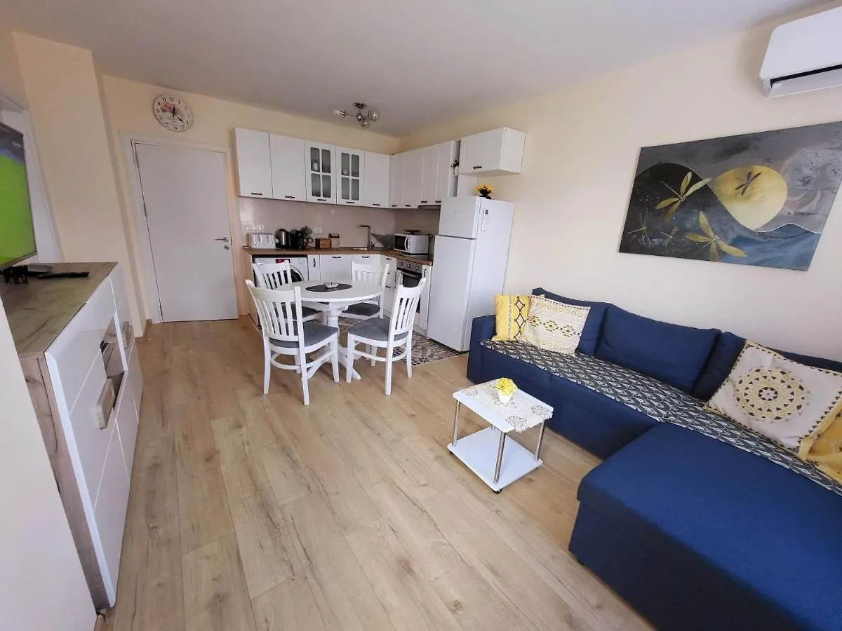 Apartment Nicky Holiday Flat Burgas Bulgaria