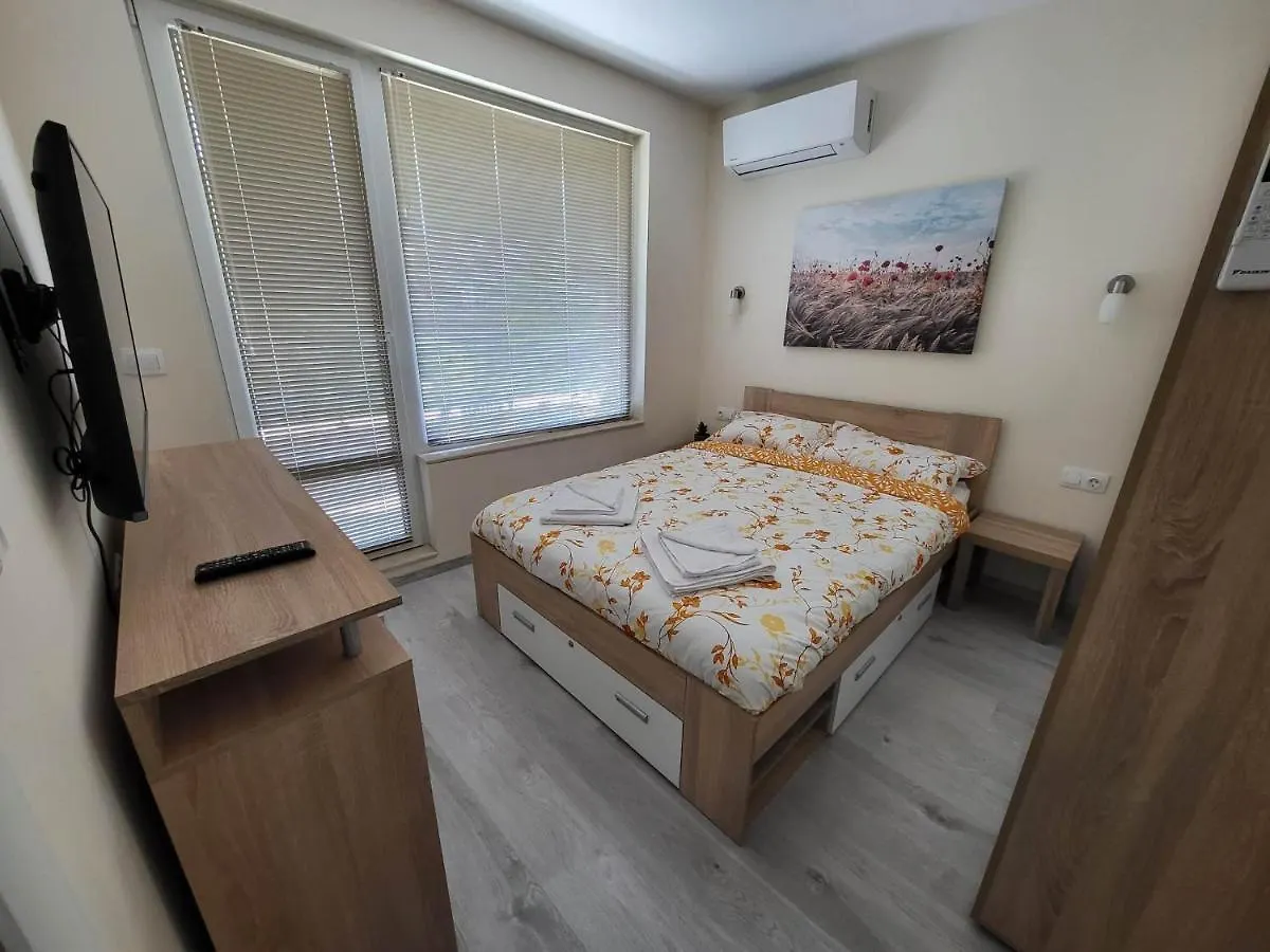 Nicky Holiday Flat Burgas Bulgaria